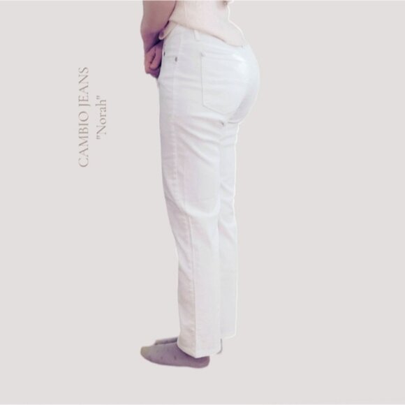 CAMBIO Premium Straight "NORAH" White Flexible Midrise Jeans - Picture 2 of 16